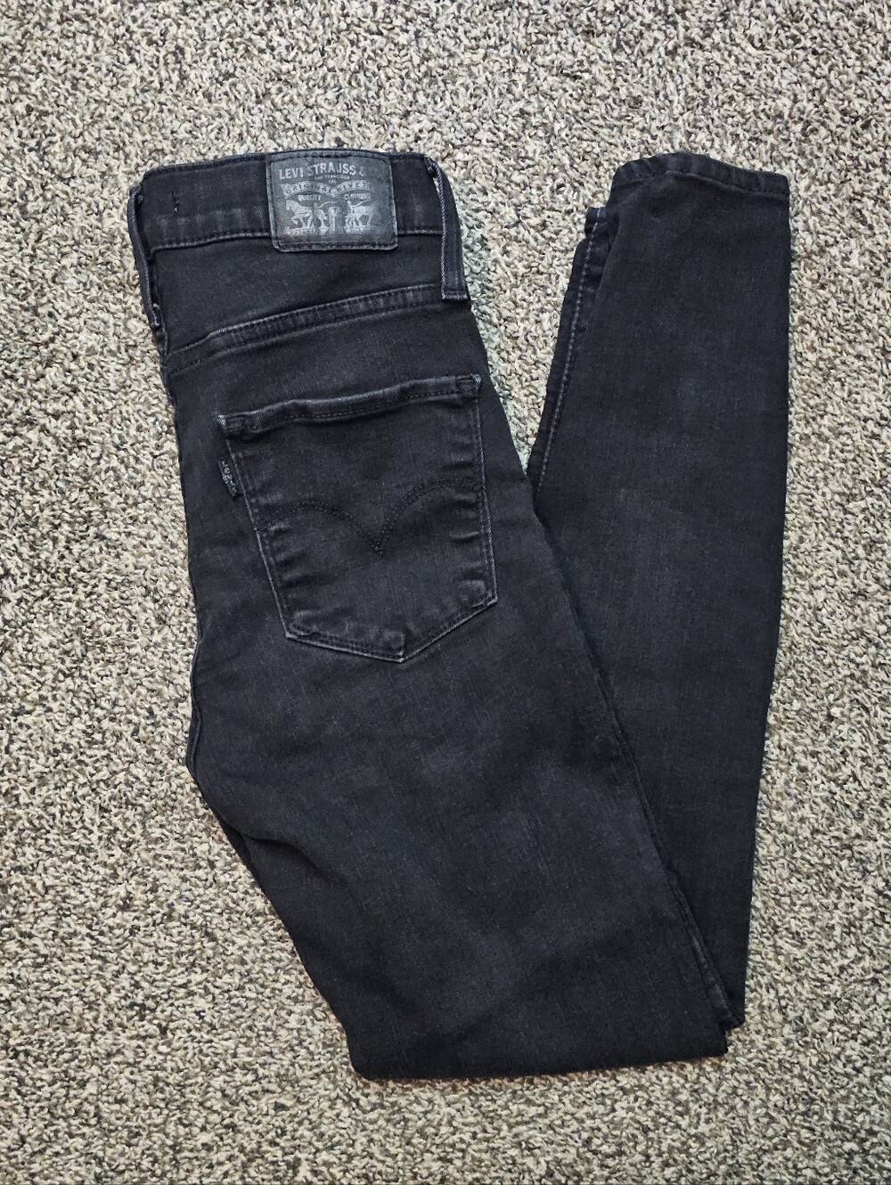 Levi’s 720 High Rise Super Skinny Black Jeans W26 L28